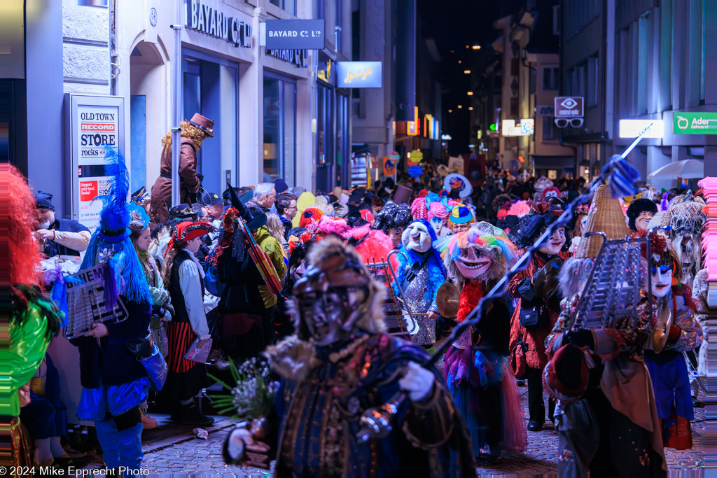 Güdis-DI; Luzerner Fasnacht 2024; Monstercorso