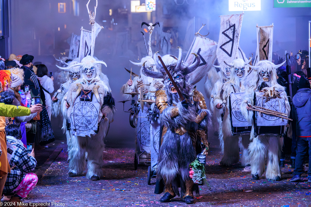 Güdis-DI; Luzerner Fasnacht 2024; Monstercorso