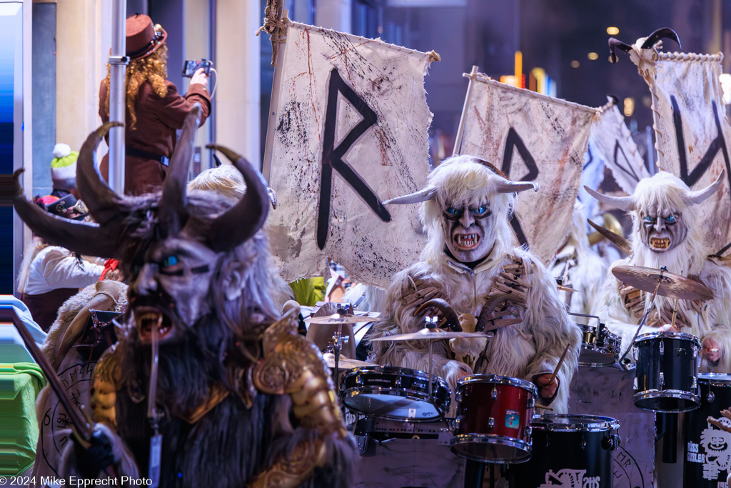 Güdis-DI; Luzerner Fasnacht 2024; Monstercorso