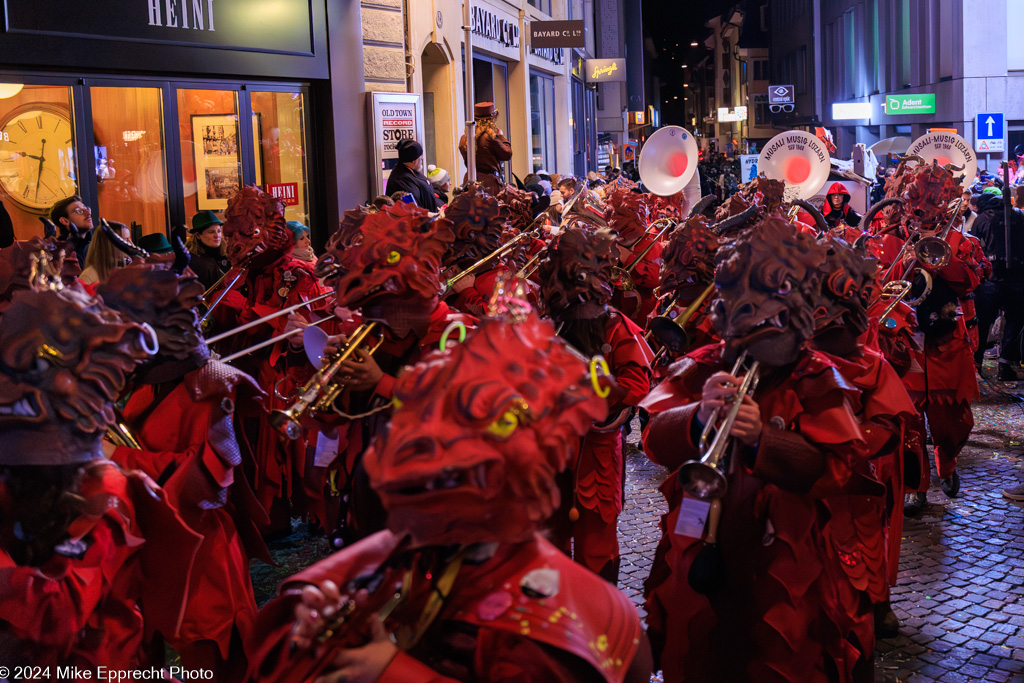 Güdis-DI; Luzerner Fasnacht 2024; Monstercorso