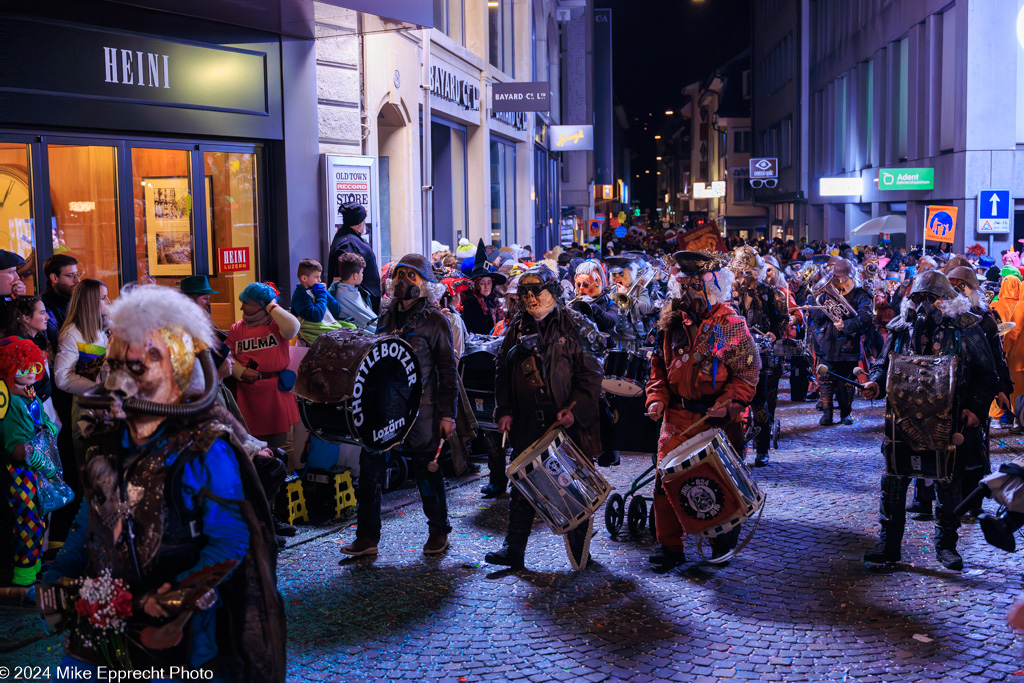 Güdis-DI; Luzerner Fasnacht 2024; Monstercorso