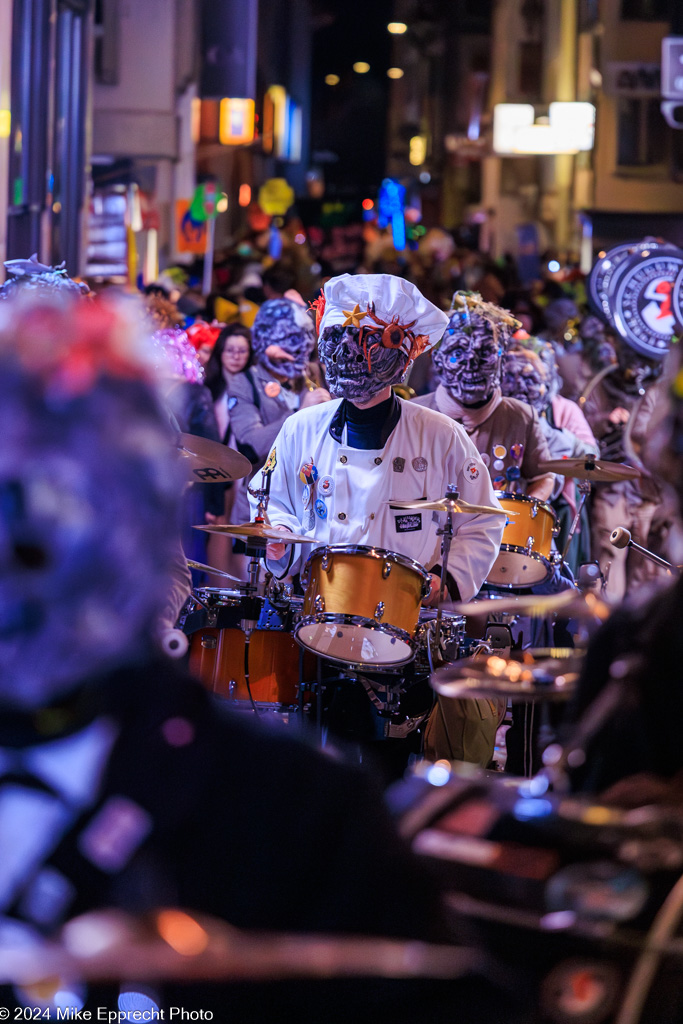 Güdis-DI; Luzerner Fasnacht 2024; Monstercorso