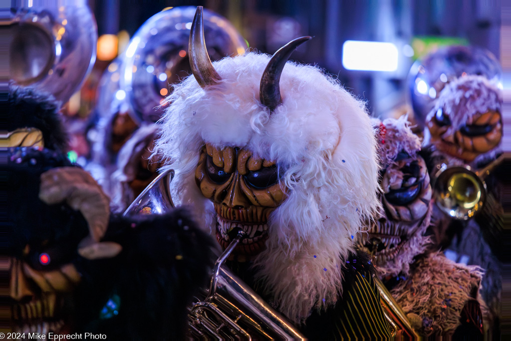 Güdis-DI; Luzerner Fasnacht 2024; Monstercorso