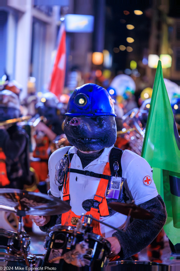 Güdis-DI; Luzerner Fasnacht 2024; Monstercorso